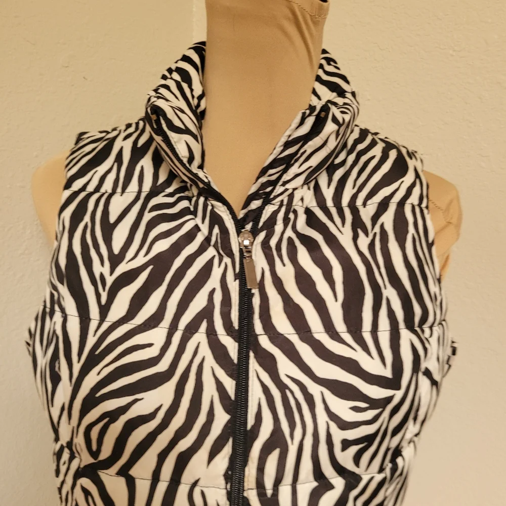 Charter Club Black & White Zebra Print Puffer Vest - Picture 3 of 5